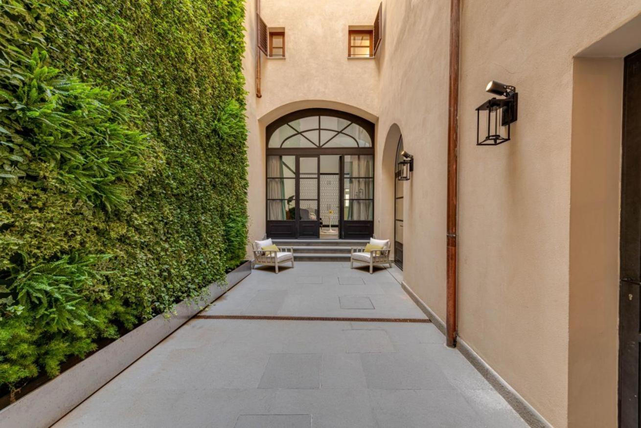 Duomo Penthouse Luxury In By Palazzo Pazzi Vitali Florencia