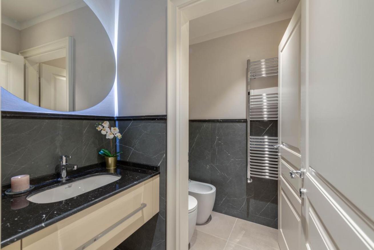 Duomo Penthouse Luxury In By Palazzo Pazzi Vitali Florencia